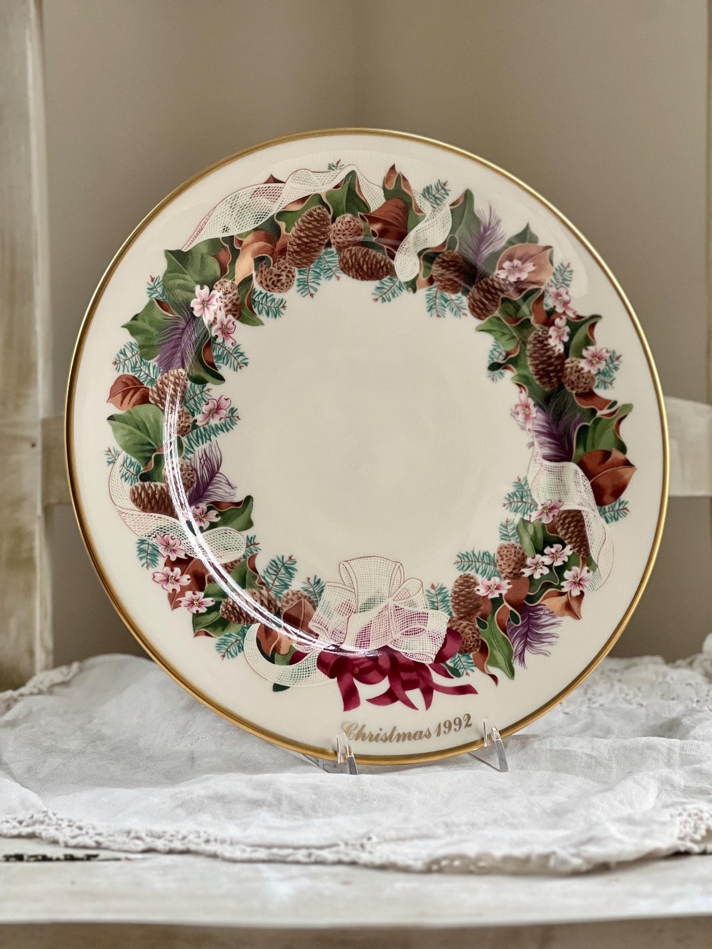Vintage Lenox Colonial Christmas Wreath "North Carolina, The Twelfth Colony" Collector's Plate, Christmas 1992