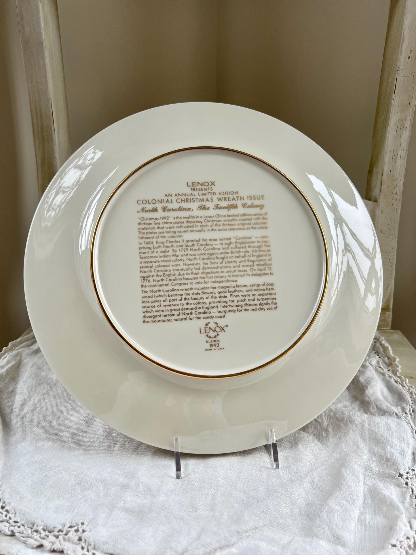 Vintage Lenox Colonial Christmas Wreath "North Carolina, The Twelfth Colony" Collector's Plate, Christmas 1992