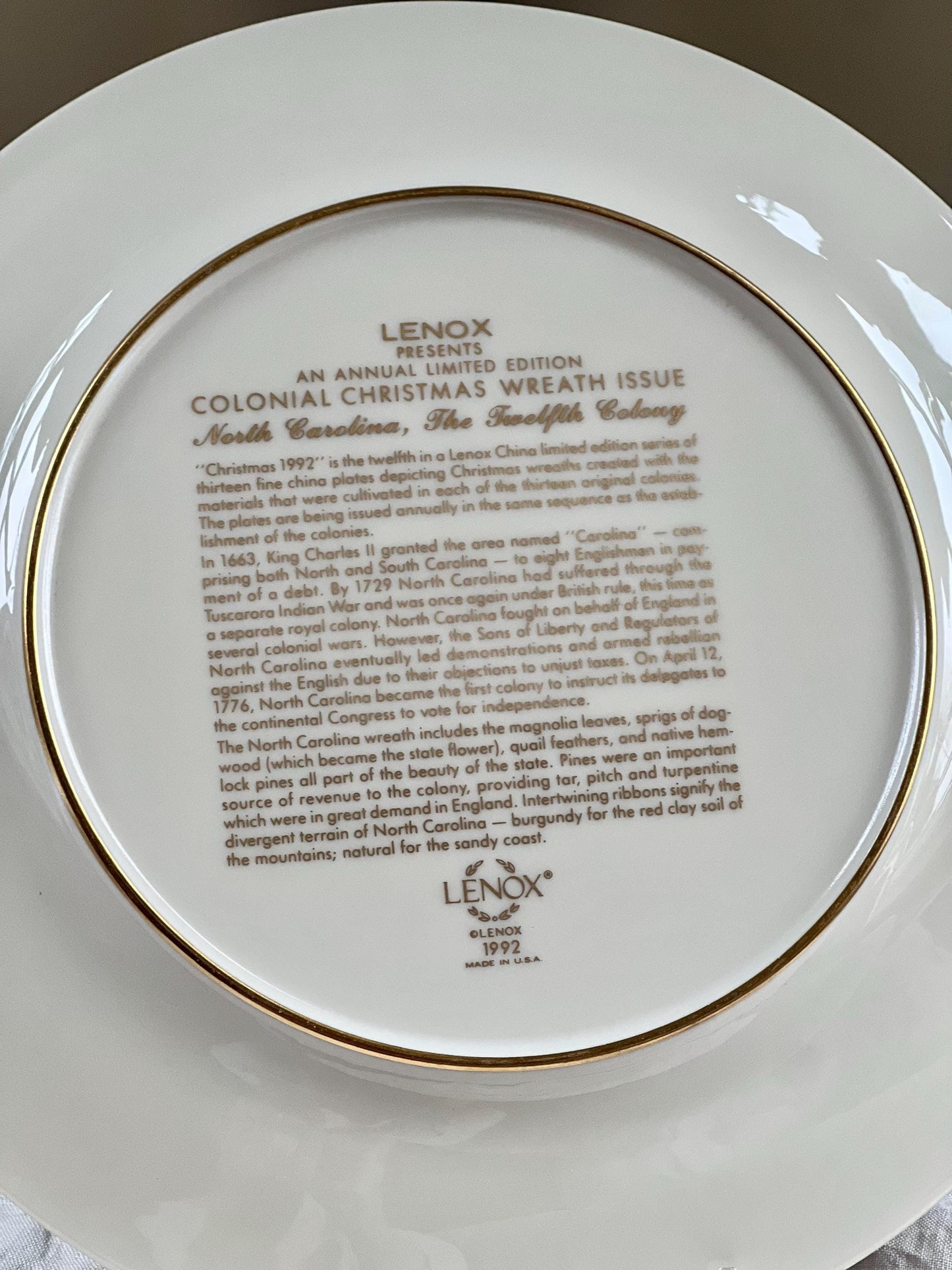 Vintage Lenox Colonial Christmas Wreath "North Carolina, The Twelfth Colony" Collector's Plate, Christmas 1992