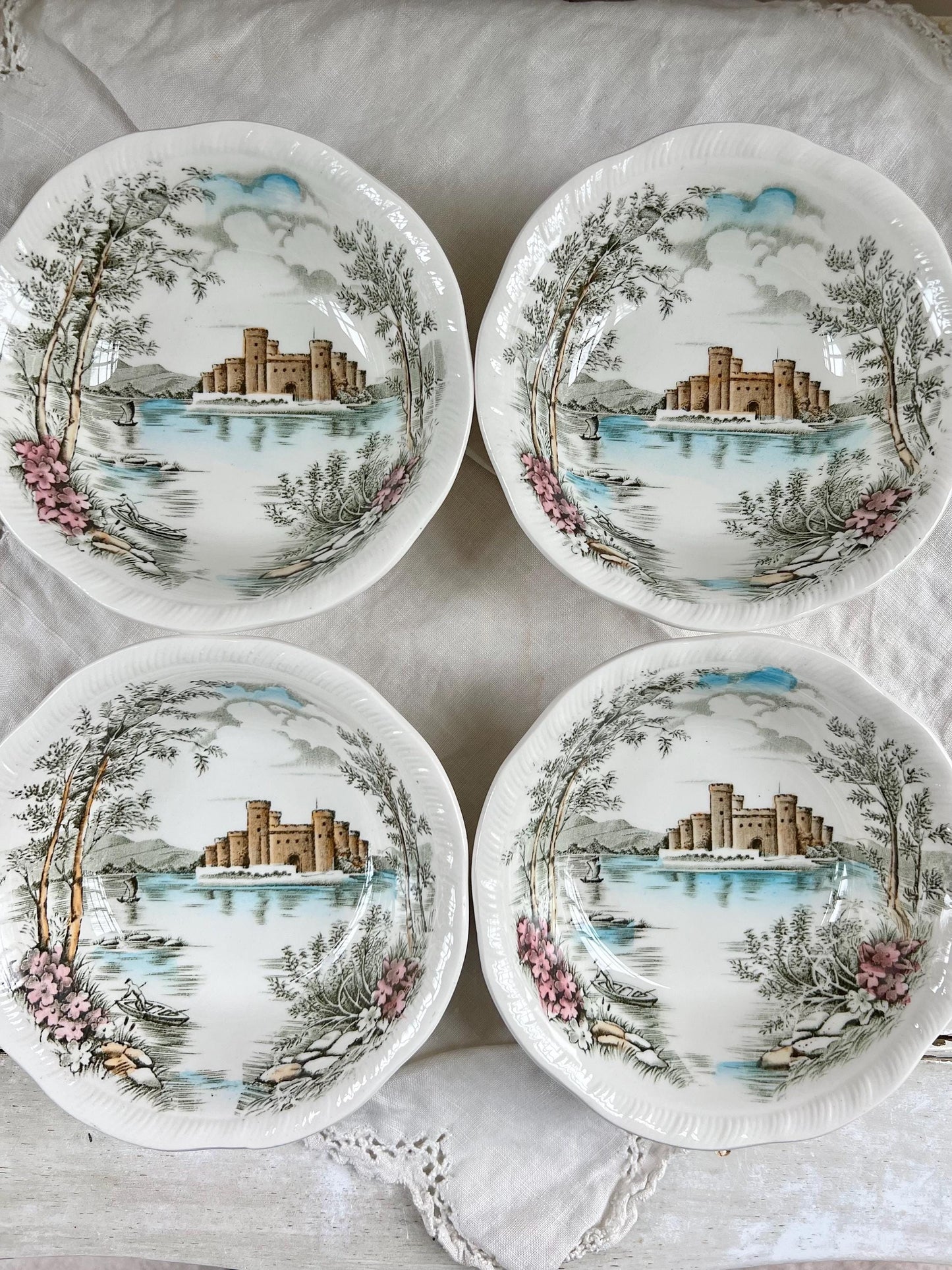 Set (4) Vintage Queen's Castle 5.25" Berry Bowls / Dessert Bowls by Alfred Meakin, England, Ironstone Transferware