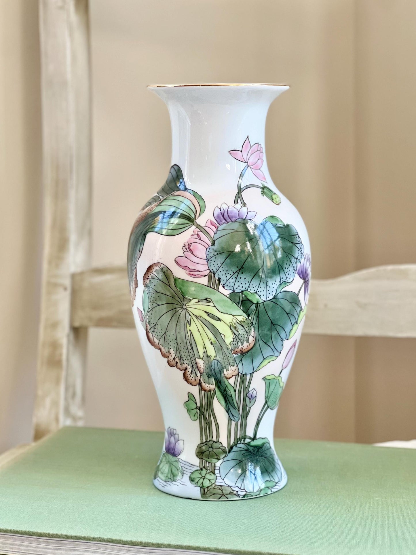 Beautiful Vintage Water Lily Vase, Vintage Toyo Macau Hand Painted Chinese Porcelain Vase with Lily Pads, 10" tall