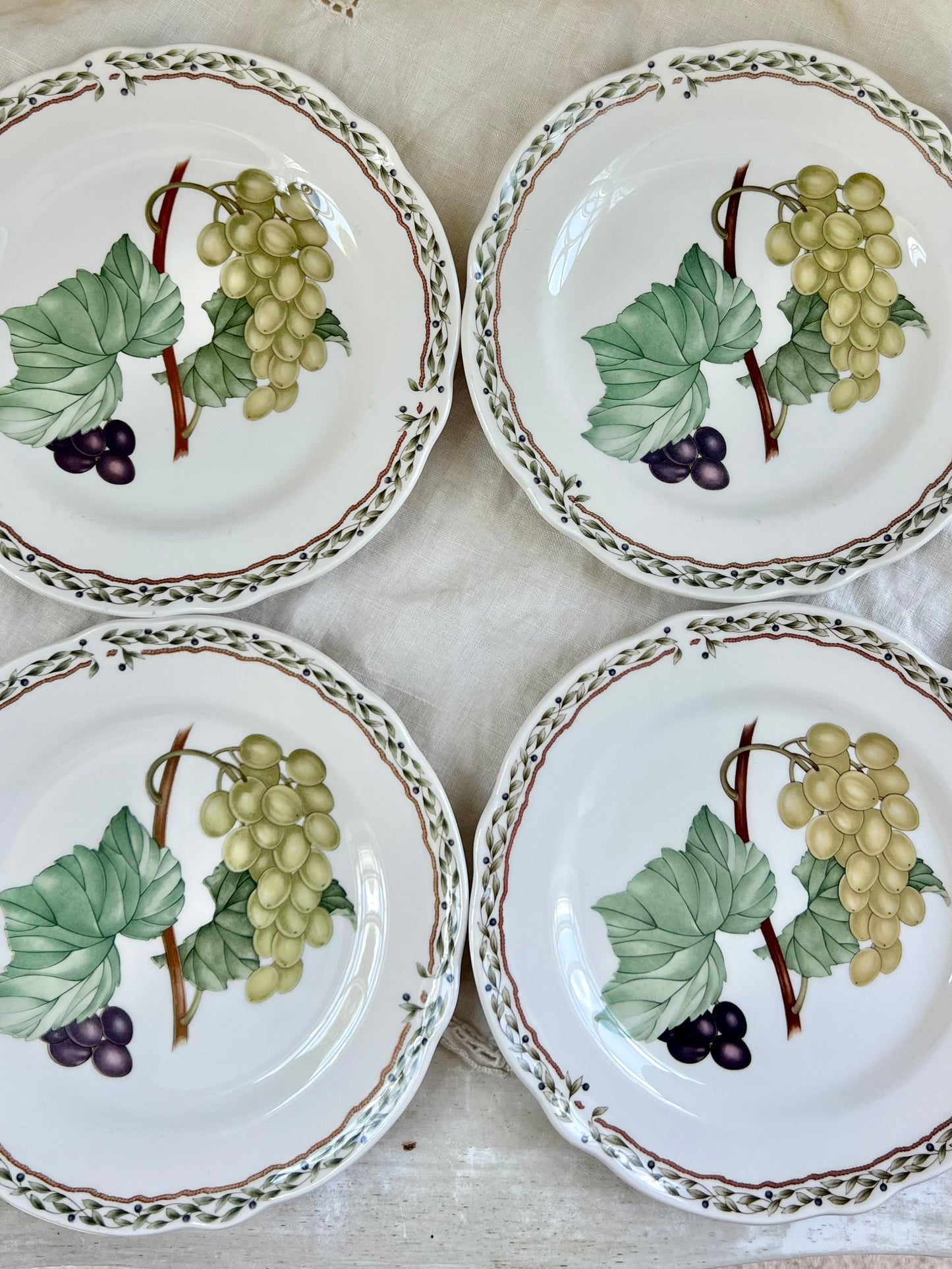 Set (4) Royal Orchard by Noritake Primachina Bread & Butter Plates, 6.5”