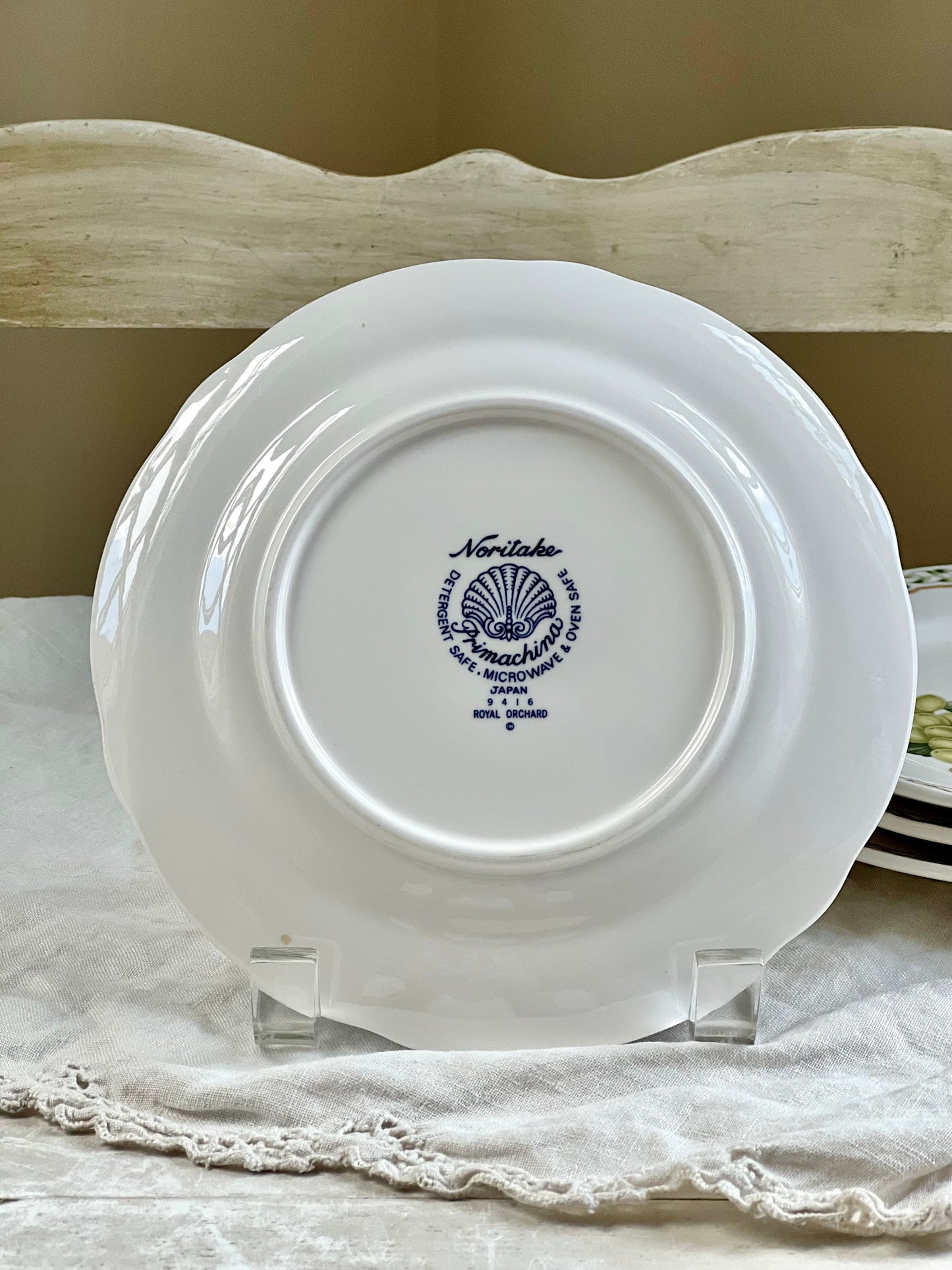 Set (4) Royal Orchard by Noritake Primachina Bread & Butter Plates, 6.5”