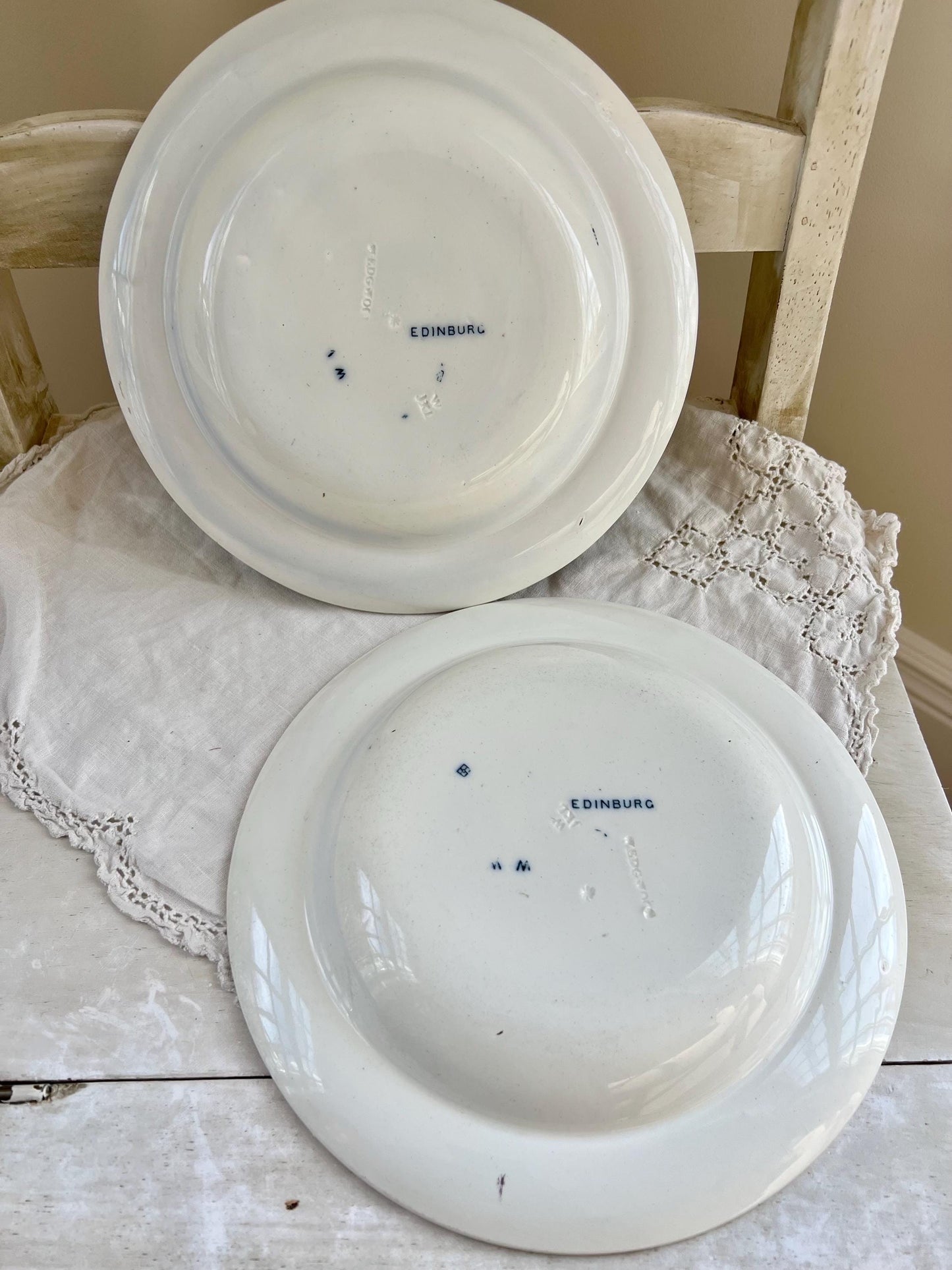 Pair of Antique Wedgwood Edinburg Rim Soup Bowls, 19th Century Aesthetic Movement Transferware