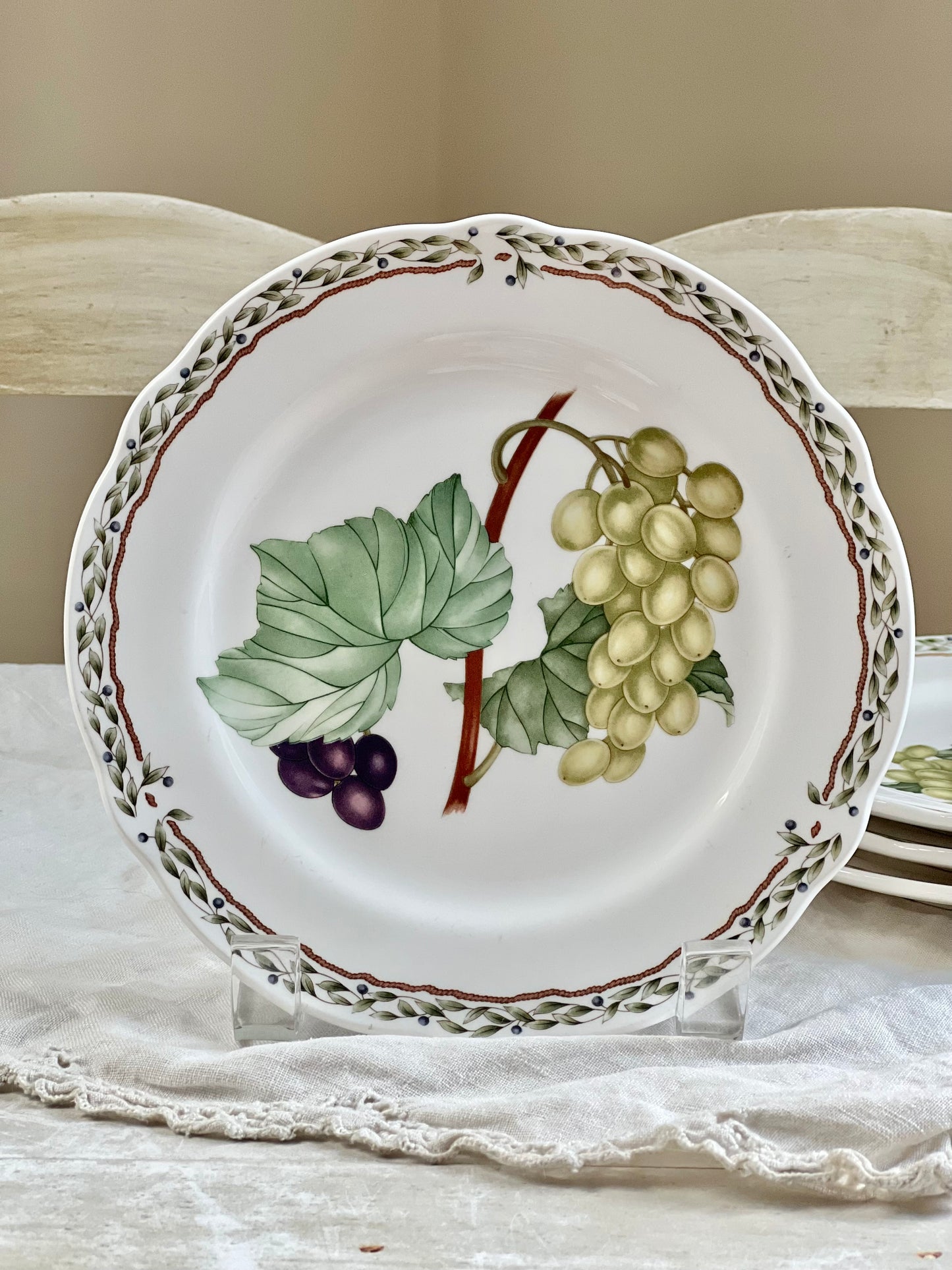 Set (4) Royal Orchard by Noritake Primachina Bread & Butter Plates, 6.5”