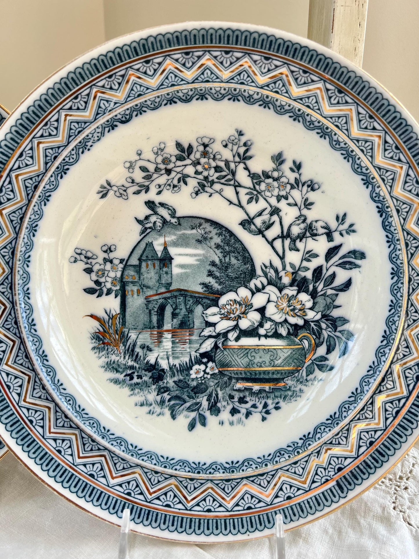 Pair of Antique Wedgwood Edinburg Rim Soup Bowls, 19th Century Aesthetic Movement Transferware