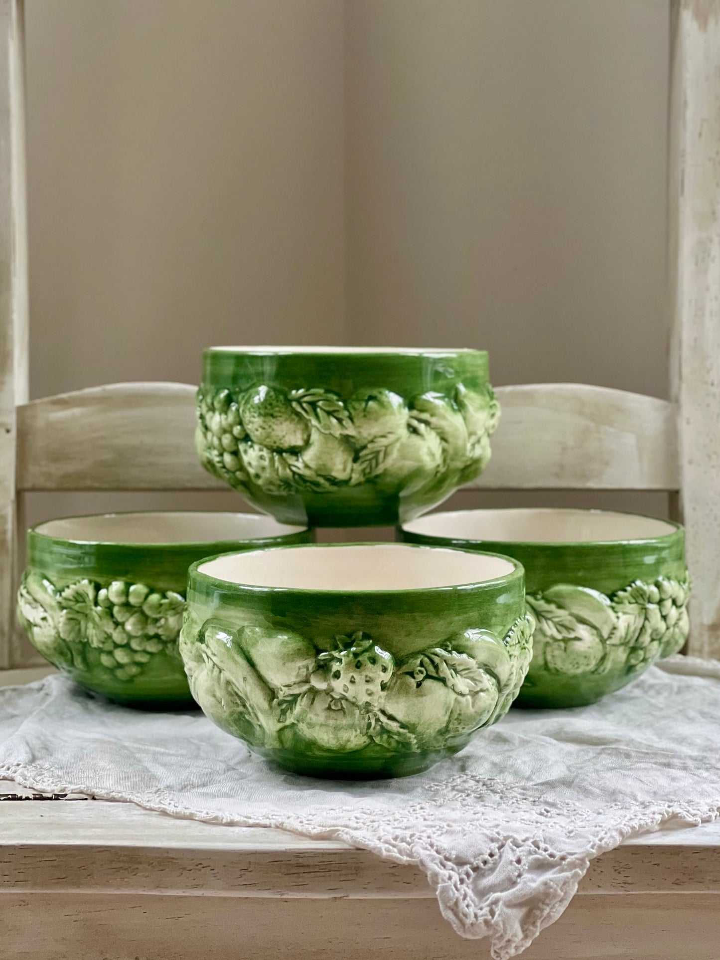 Beautiful Set (4) Casafina Fruit Relief Green Hand Painted Bowls, Portugal