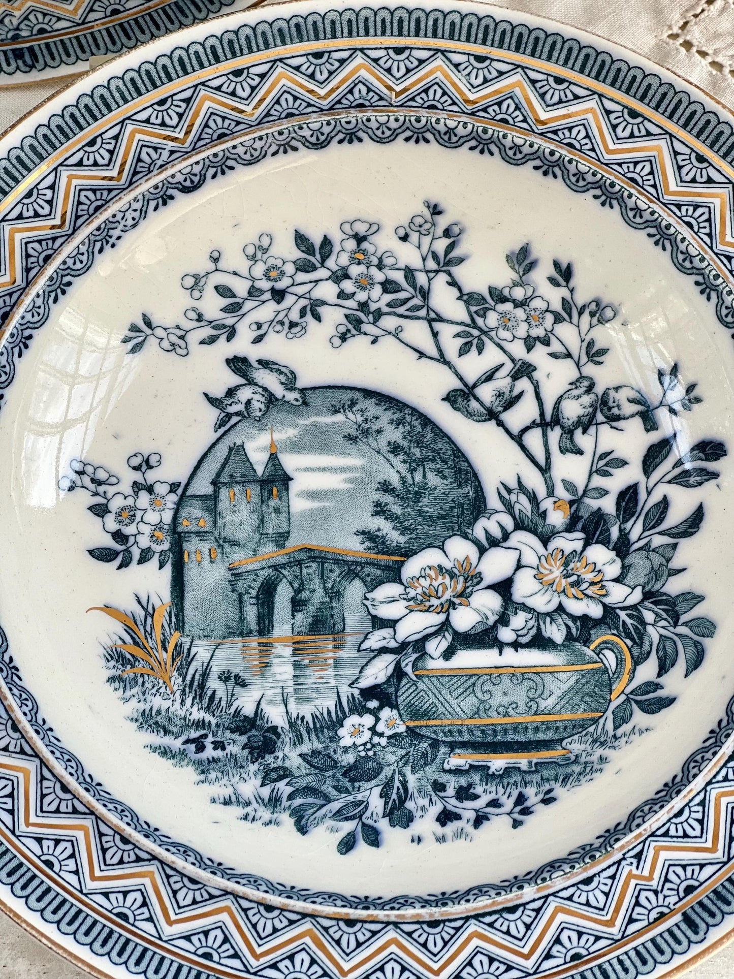 Pair of Antique Wedgwood Edinburg Rim Soup Bowls, 19th Century Aesthetic Movement Transferware