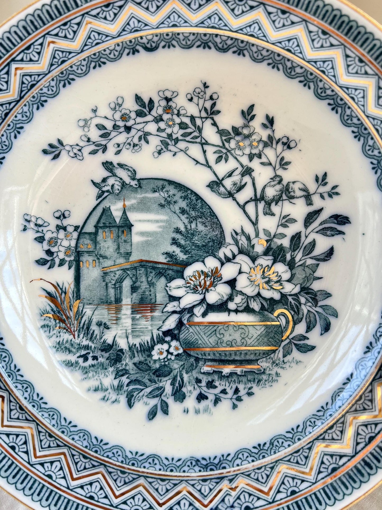 Pair of Antique Wedgwood Edinburg Rim Soup Bowls, 19th Century Aesthetic Movement Transferware
