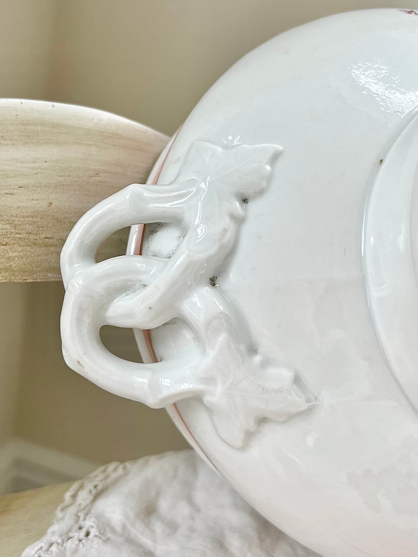 Beautiful Vintage Porcelain Covered Dish with Tulip Finial, Floral Design and Peach Pink Trim