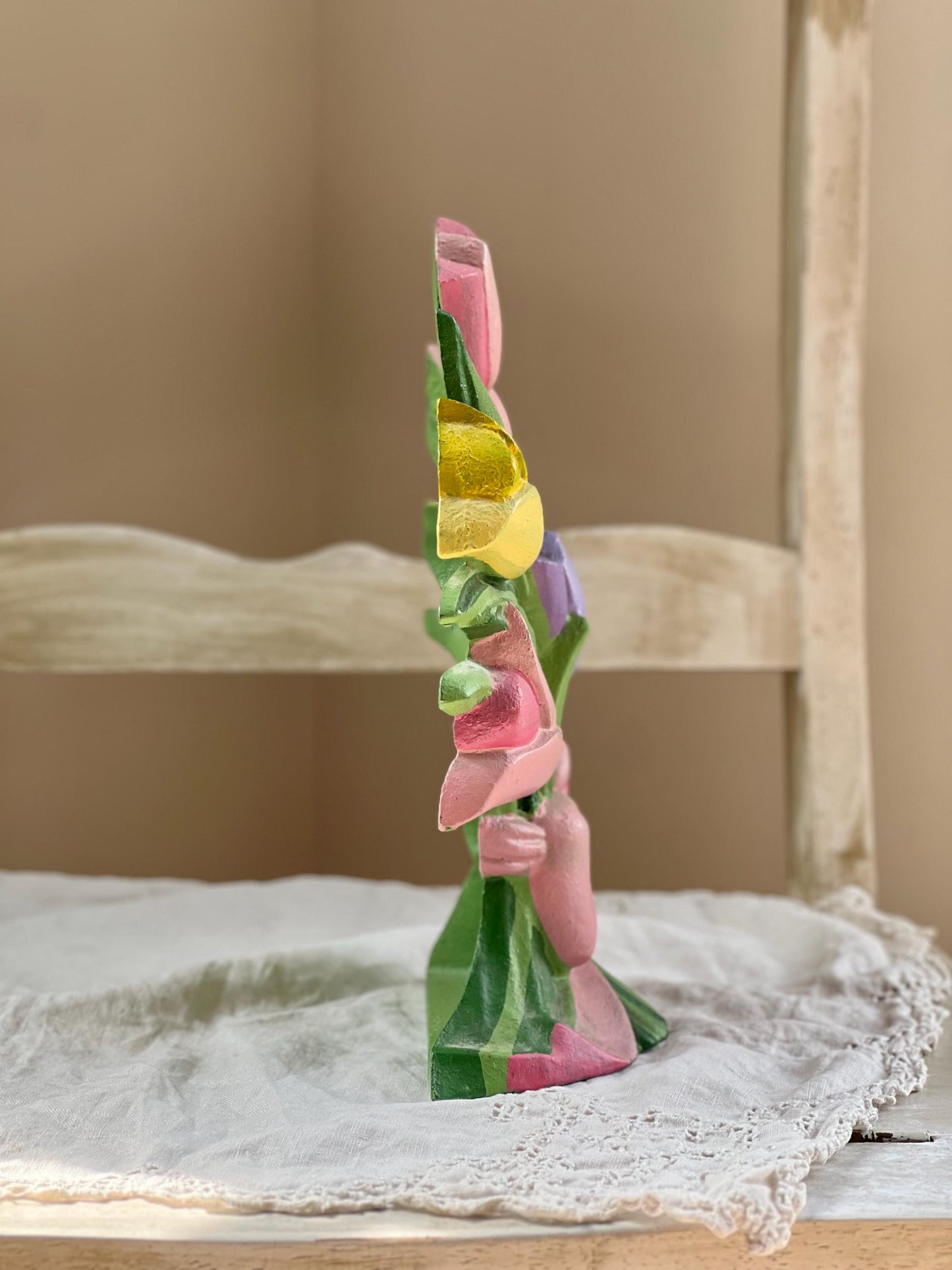 Beautiful Vintage Cast Iron Tulip Bouquet Doorstop, 10” tall