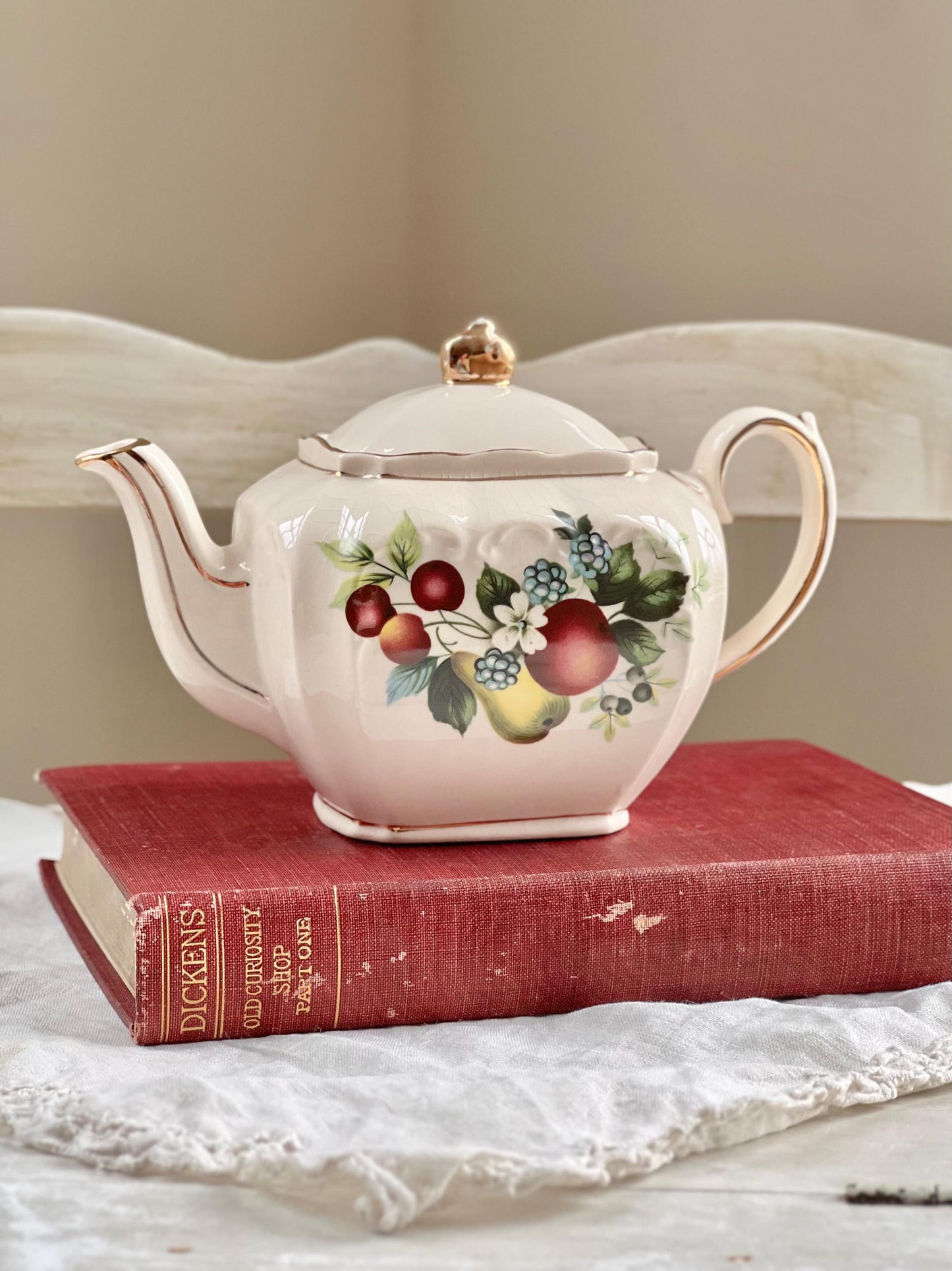 Vintage Sadler England Individual Teapot, Fruit Garland & Gold Trim, Tea for One, 12 oz.
